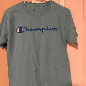 Champion Womens small tee